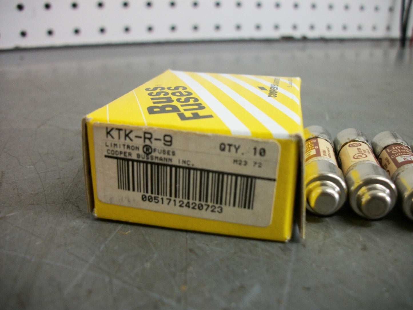 BUSSMANN BOX OF 4 LIMITRON FUSES KTK-R-9 9AMP 600VOLT NIB