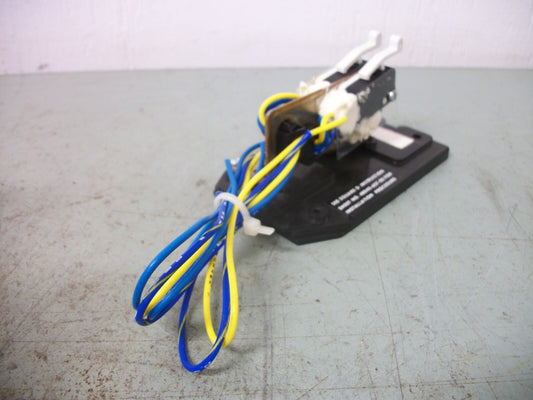 SQUARE D MA CIRCUIT BREAKER AUXILIARY SWITCH MA11352 120/240VOLT 10AMP