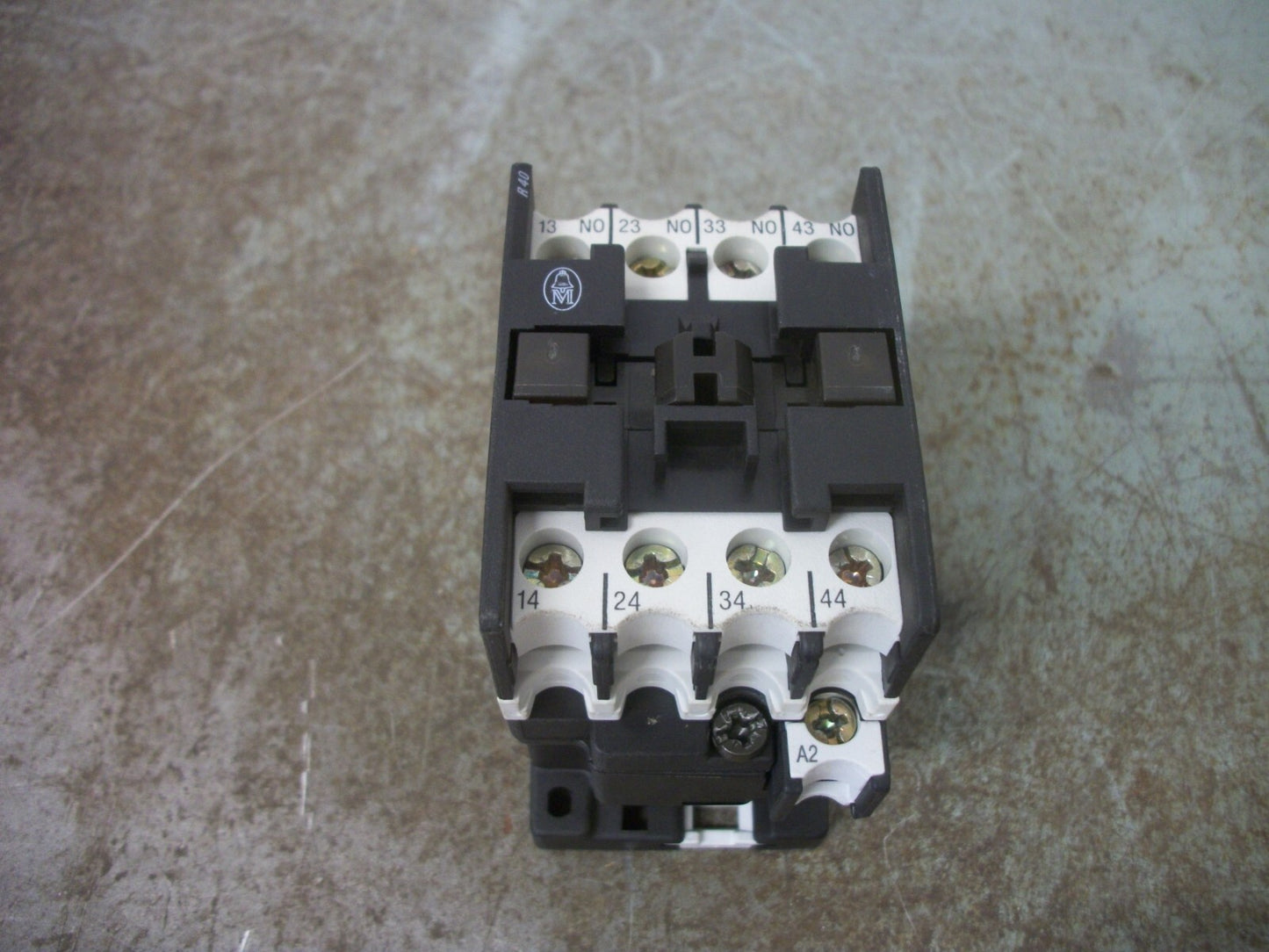 KLOCKNER-MOELLER INDUSTRIAL RELAY DILR40 120VCOIL 15AMP 600VOLT NIB