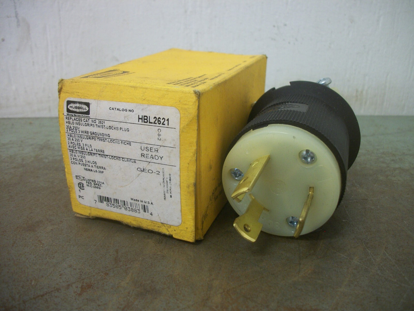 HUBBELL TWIST-LOCK PLUG HBL2621 30AMP 250VOLT 2P 3W GRND NIB