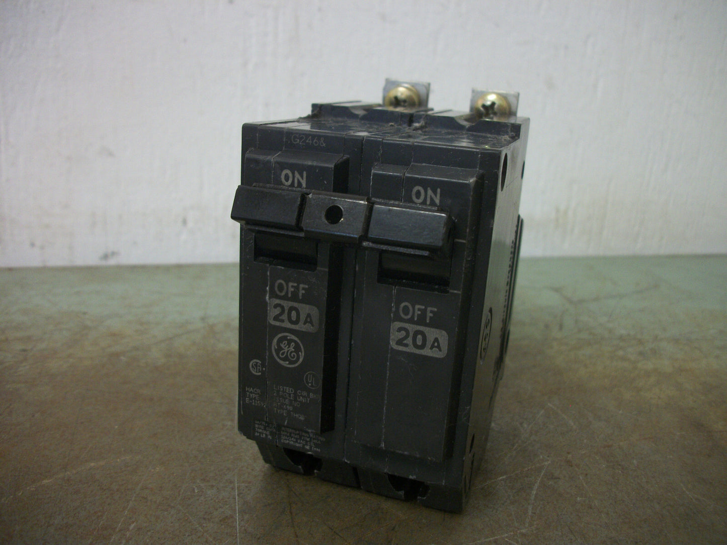 GE THQB CIRCUIT BREAKER THQB2120 20AMP 240VOLT 2POLE