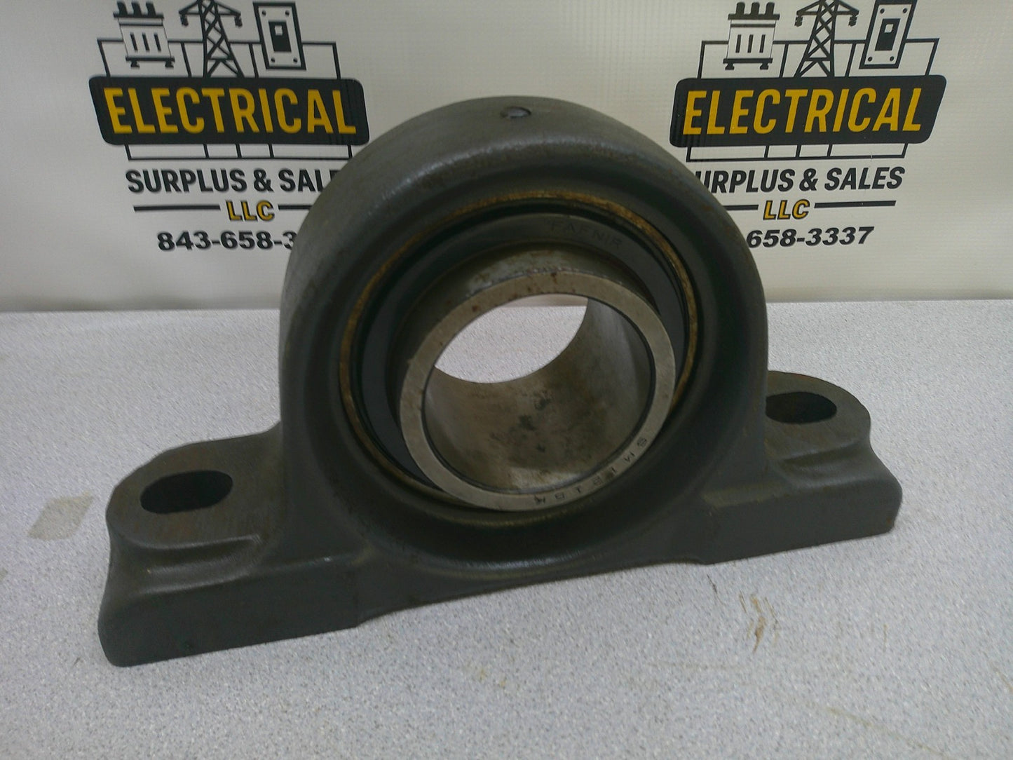 FAFNIR 2-BOLT PILLOW BLOCK BEARING RAK 2-15/16