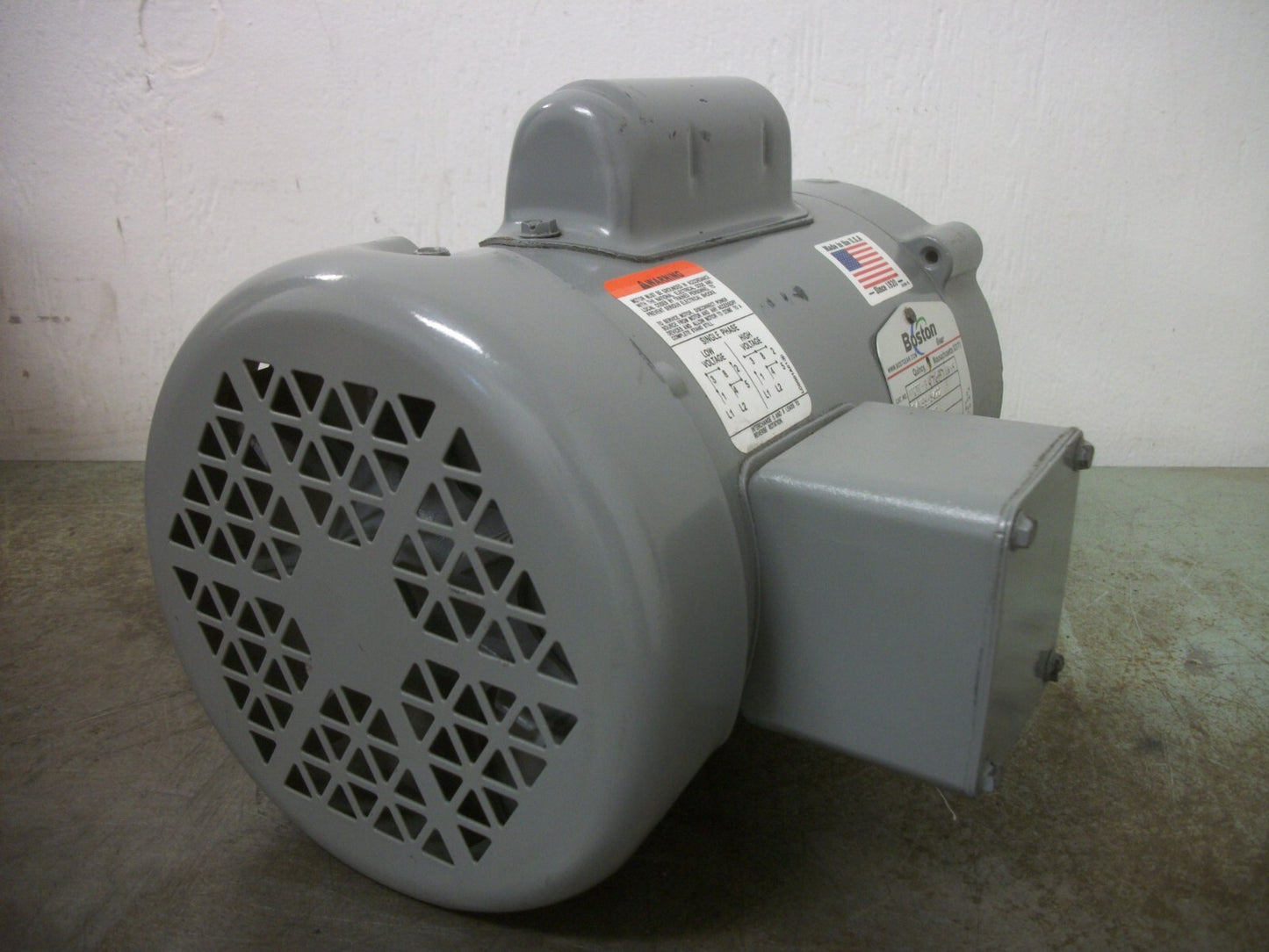 BOSTON GEAR .5HP 56C TEFC AC MOTOR FRTF-B 230VOLT 1PH 1725HP NOB