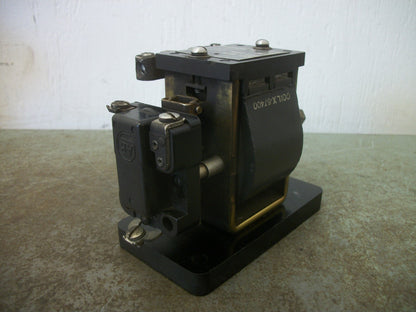 ALLEN-BRADLEY INSTANTANEOUS TRIP RELAY 809-A01E 2AMP 600VOLT