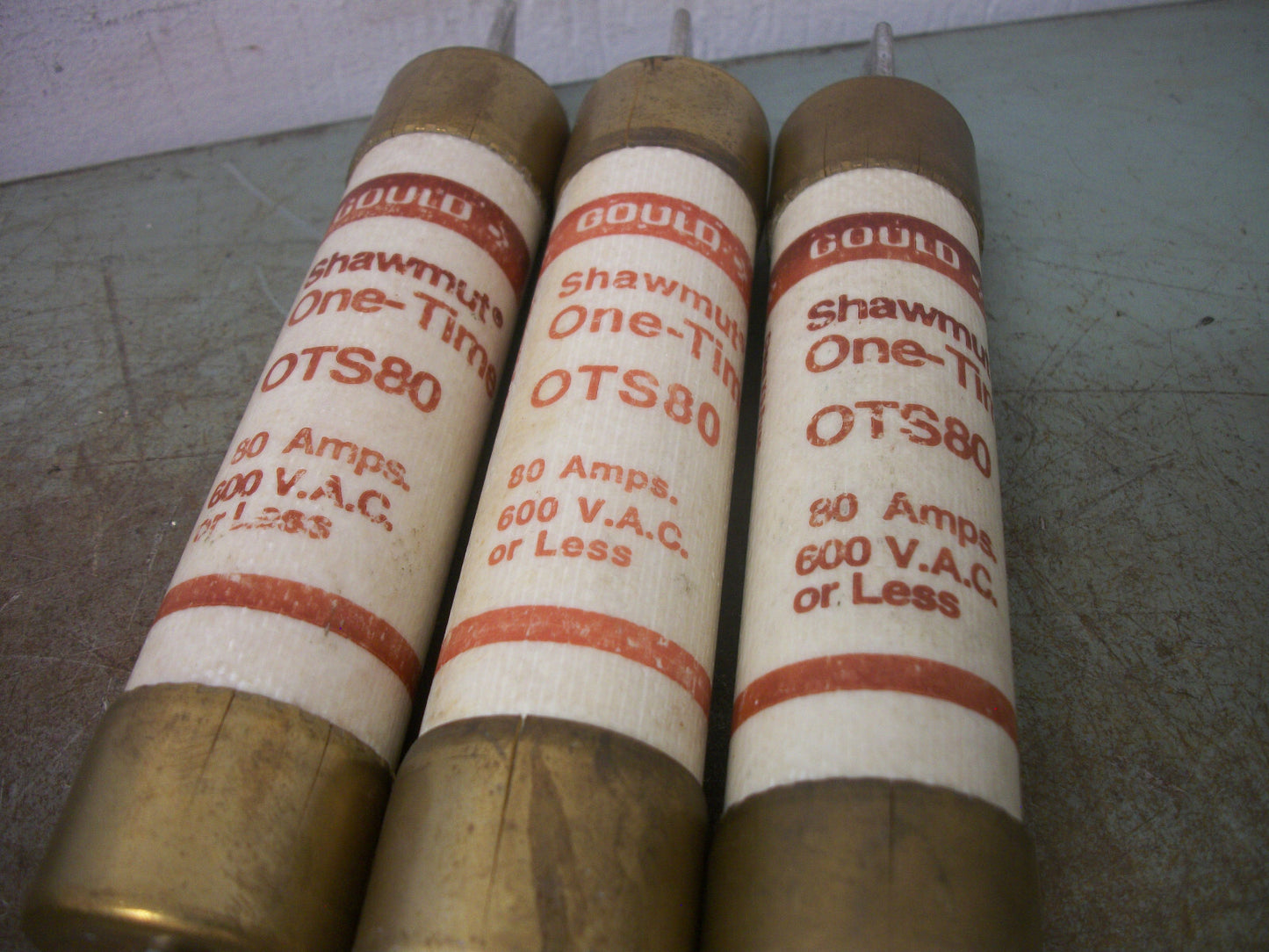 GOULD SHAWMUT LOT OF 3 ONE-TIME FUSES OTS80 80AMP 600VOLT
