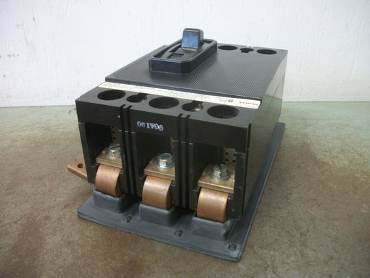 SIEMENS QJ CIRCUIT BREAKER QJ23B225 225AMP 240VOLT 3POLE W/HARDWARE