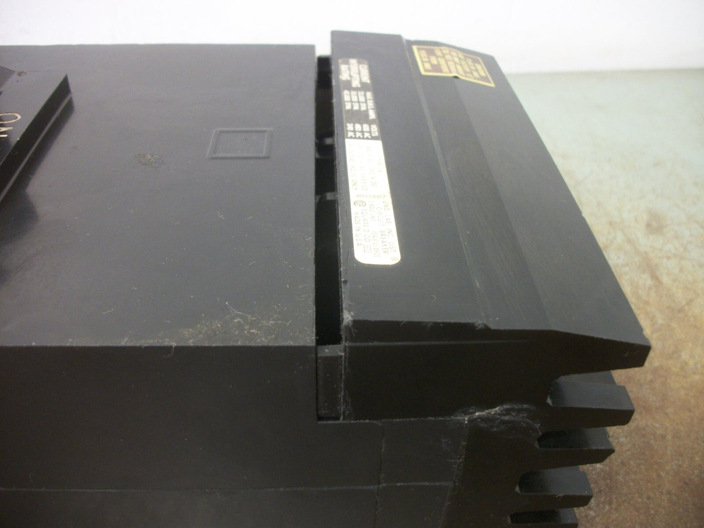 SQUARE D I-LINE LA CIRCUIT BREAKER LA36400 400AMP 600VOLT 3POLE BLACK CROWN