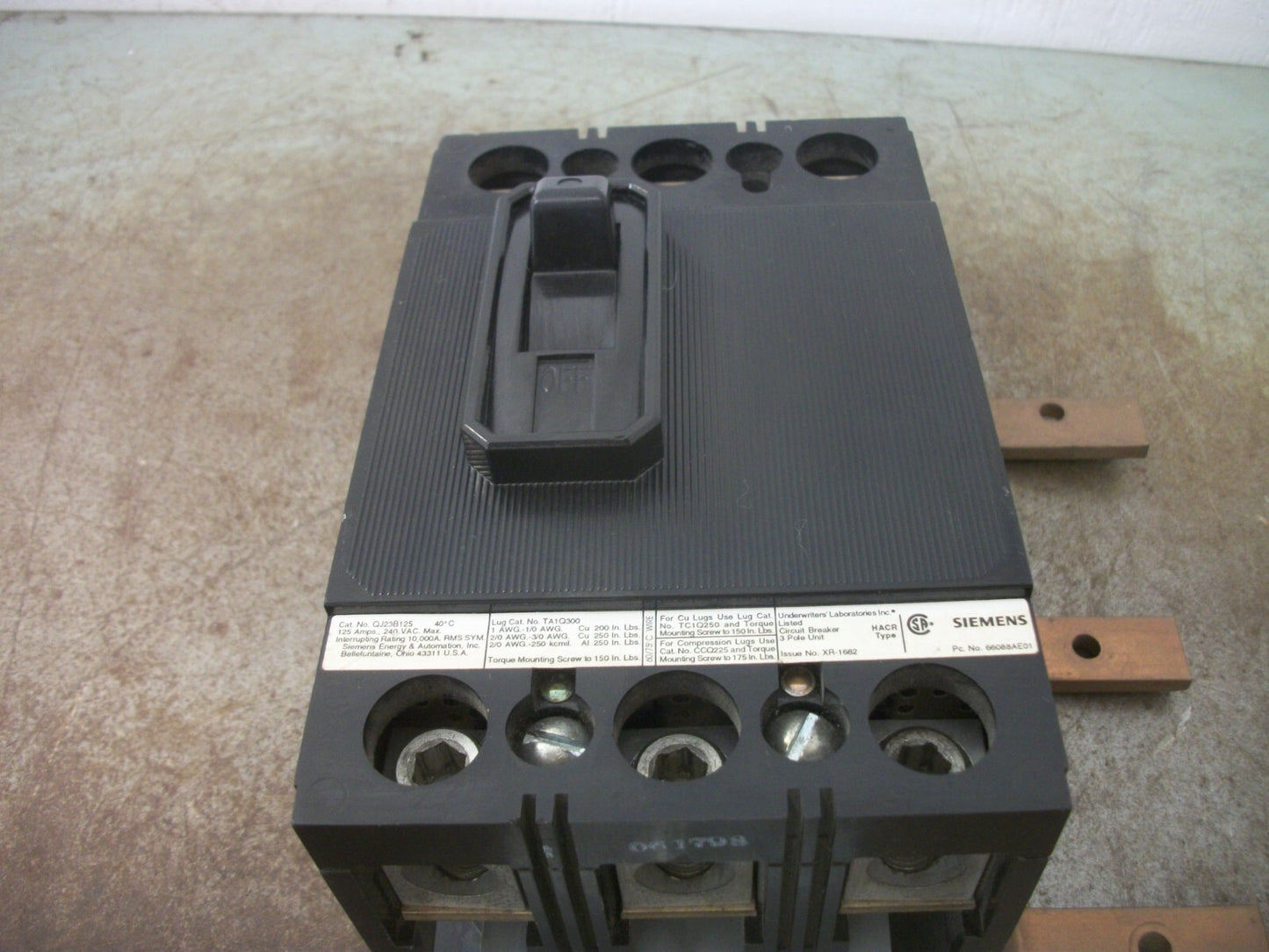 SIEMENS QJ CIRCUIT BREAKER QJ23B125 125AMP 240VOLT 3POLE W/HARDWARE