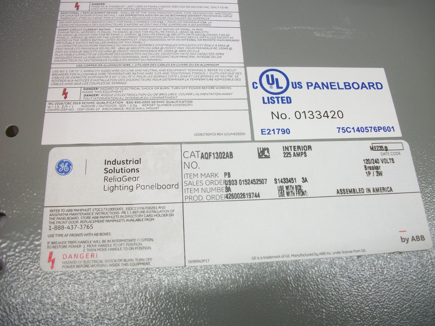 GE RELIAGEAR PANELBOARD INTERIOR AQF1302AB 225A 120/240V 1PH 200A MAIN NIB