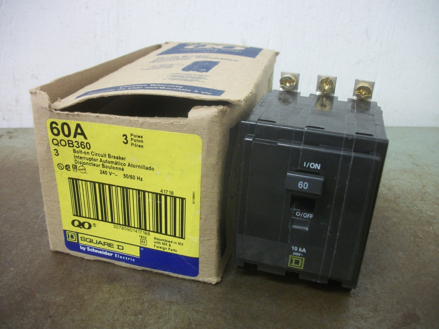 SQUARE D QOB CIRCUIT BREAKER QOB360 60AMP 240VOLT 3POLE NIB