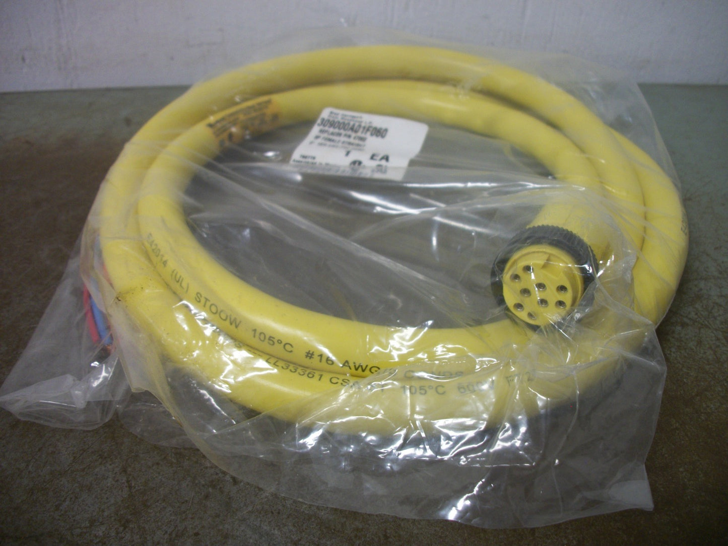 DANIEL WOODHEAD 6' STRAIGHT FEMALE CORDSET 309000A01F060 9P NEW