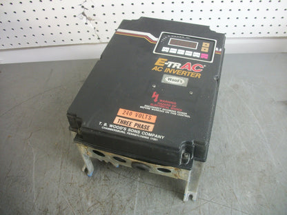 TB WOOD'S E-TRAC 2HP AC INVERTER DRIVE AFC2002-0B2 3KVA 230VOLT 3PH 8AMP