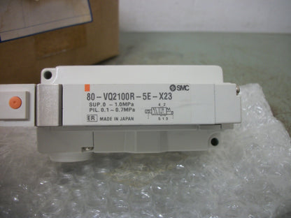 SMC PNEUMATIC SOLENOID VALVE 80-VQ2100R-5E-X23 0.1-0.7MPa 24VCOIL 1W NIB