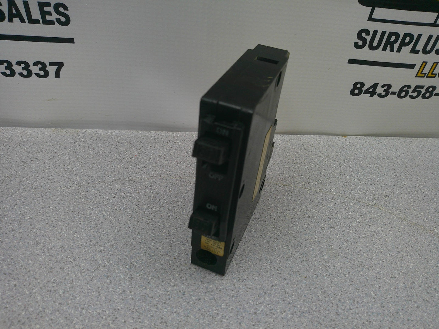 SQUARE D QOT TANDEM CIRCUIT BREAKER QOT3030 30AMP 240VOLT 2POLE TAB