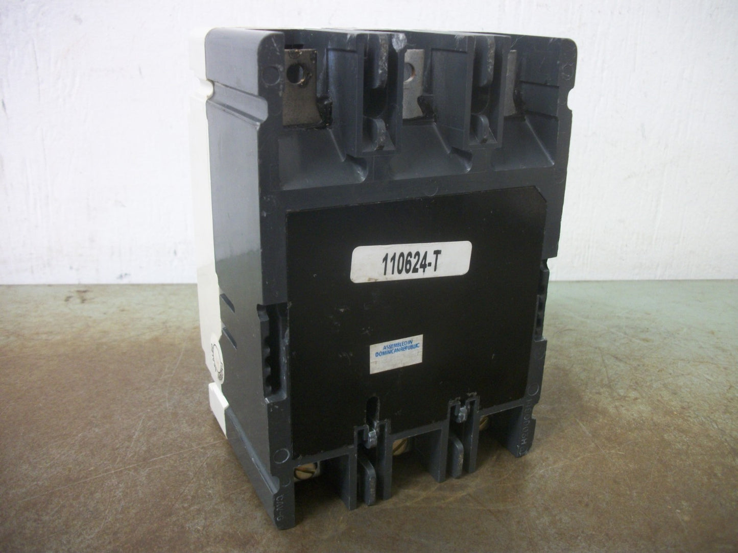 CUTLER-HAMMER FD CIRCUIT BREAKER FD3060BP10 60AMP 600VOLT 3POLE RED