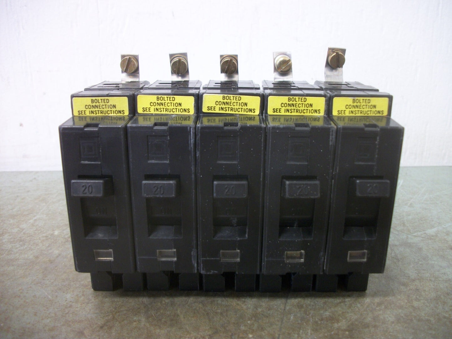 SQUARE D LOT OF 5 EHB CIRCUIT BREAKERS EHB14020 20AMP 480VOLT 1POLE