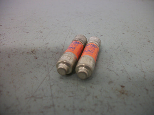 FERRAZ-SHAWMUT LOT OF 2 AMP-TRAP FUSES ATDR9 9AMP 600VOLT