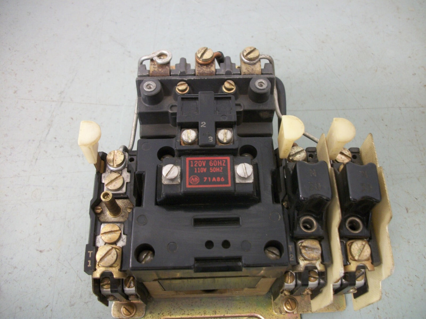 ALLEN-BRADLEY SIZE 1 MOTOR STARTER 709-BOD103 120VCOIL 3PH 600V 10HP