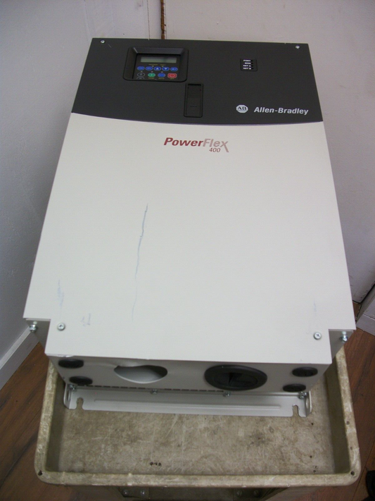 ALLEN-BRADLEY POWERFLEX 400 50HP AC DRIVE 22C-D072A103 3PH 460VOLT DENTED
