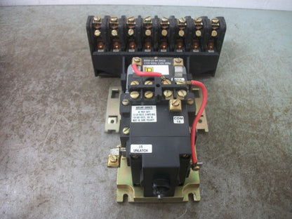 SQUARE D 30AMP 8POLE LIGHTING CONTACTOR 8903LX080 120VCOIL