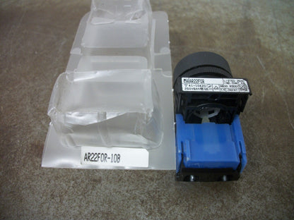 FUJI BLACK MOMENTARY PUSHBUTTON AR22FOR-10B 250VOLT NEW