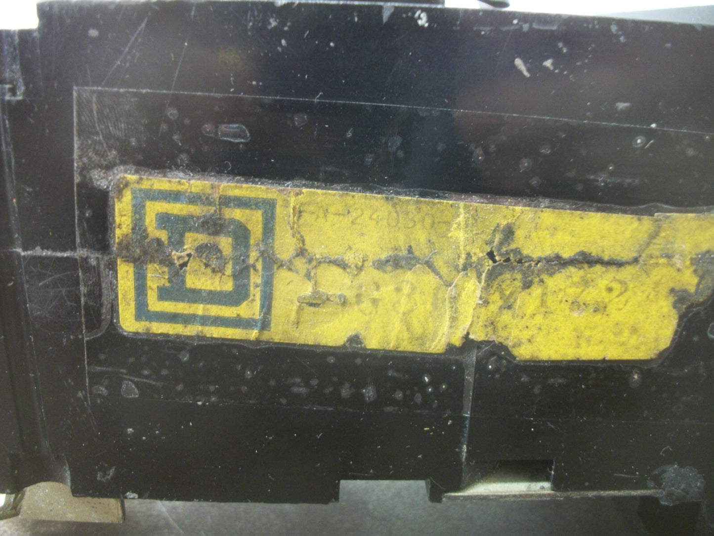 SQUARE D I-LINE FA CIRCUIT BREAKER FA24030AC 30AMP 480VOLT 2POLE BLACK CHIPPED