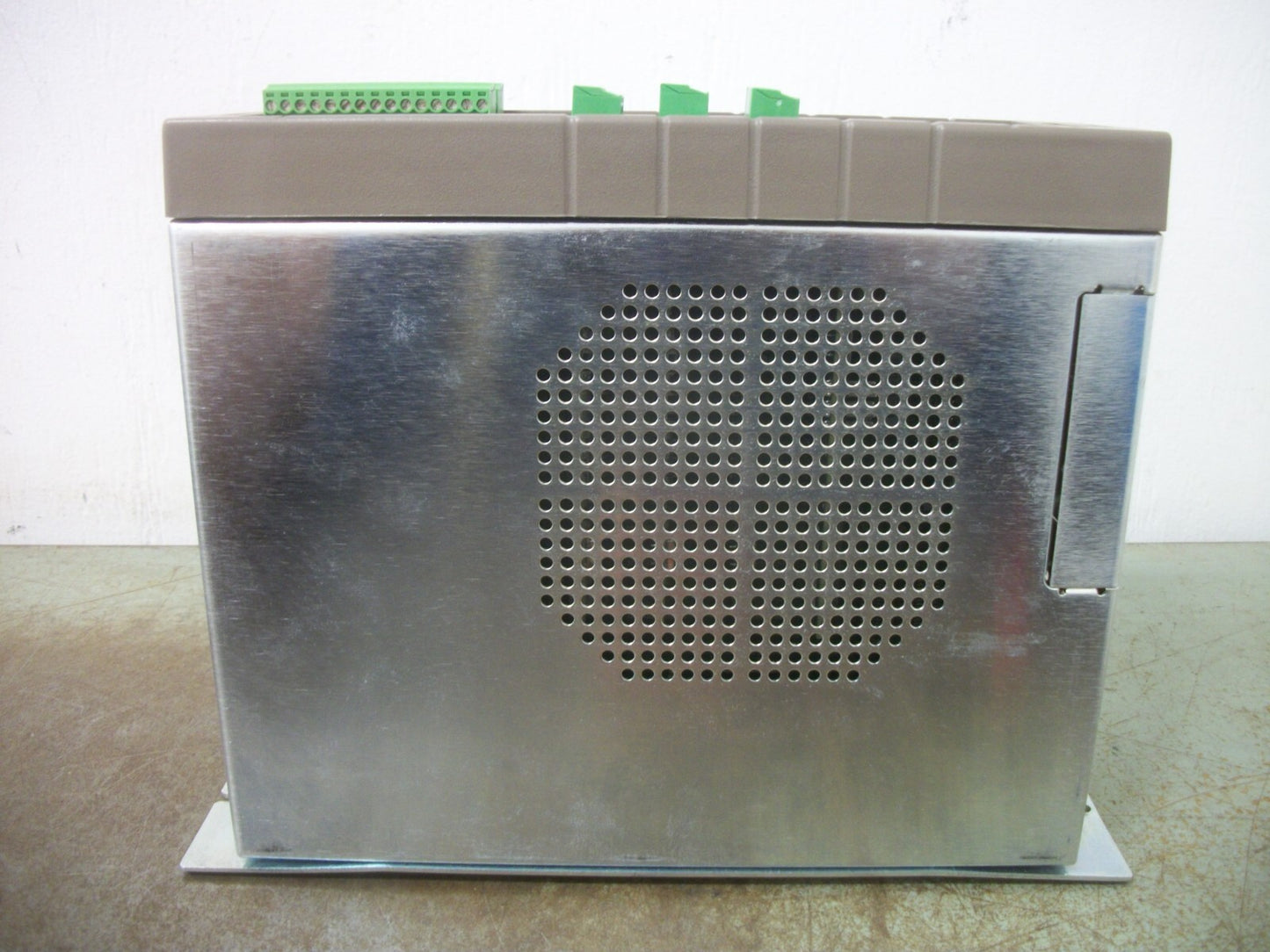 TRIO MOTION TECHNOLOGY MOTION COORDINATOR MC224