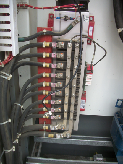 ALLEN-BRADLEY MULTIPHASE DIODE BRIDGE ASSEMBLY 375668 IN 600V 218A OUT 875V 490A