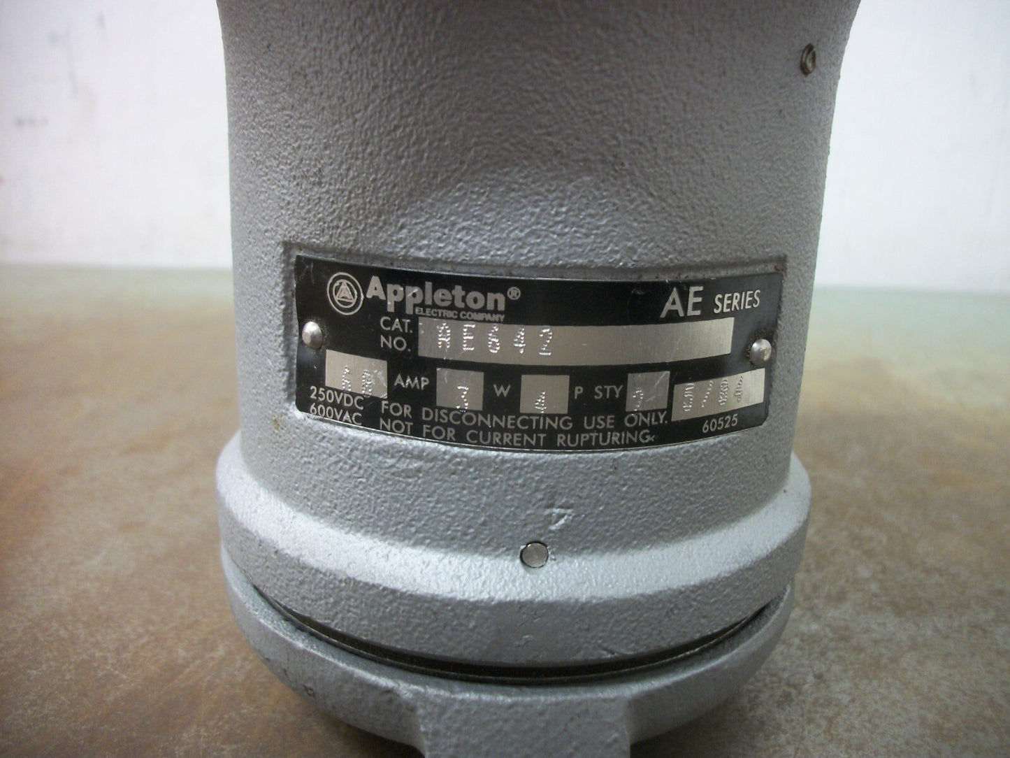 APPLETON AE PIN & SLEEVE RECEPTACLE AE642 60AMP 600VOLT 3W 4P NOB