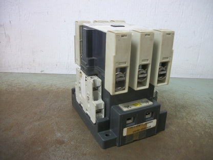 SIEMENS CONTACTOR 3TF4622-OAK6 80AMP 120VCOIL 3PH 600V 50HP