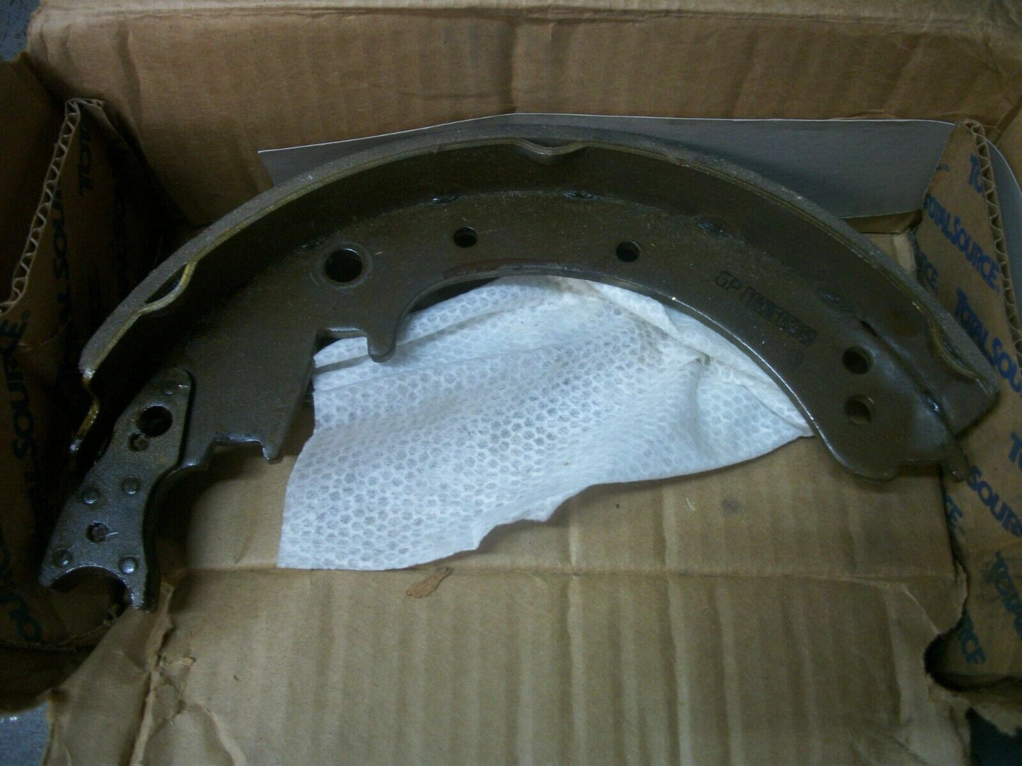 UNISOURCE BRAKE SHOE 800122122 NIB