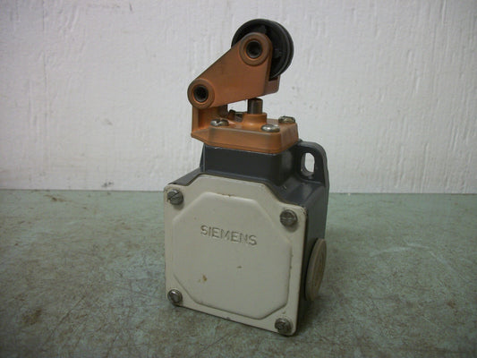 SIEMENS POSITION LIMIT SWITCH 3SE3100-0E