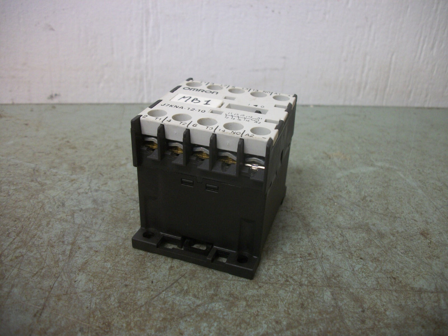 OMRON CONTACTOR J7KNA-12-10 12AMP 230-250VCOIL 3PH 600V 10HP