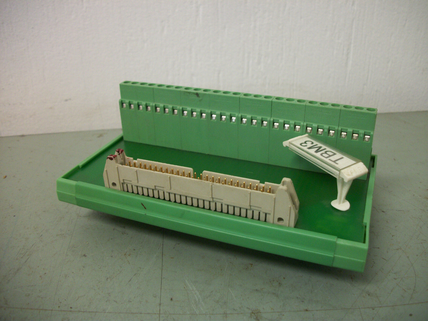 PHOENIX CONTACT FLKM 50 50-POINT TERMINAL BLOCK 2281089