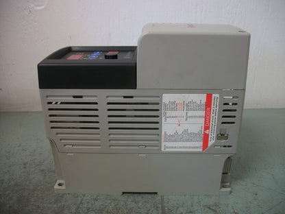 ALLEN-BRADLEY POWERFLEX 40 1HP AC DRIVE 22B-D2P3N104 460VOLT 3PH 2.3AMP