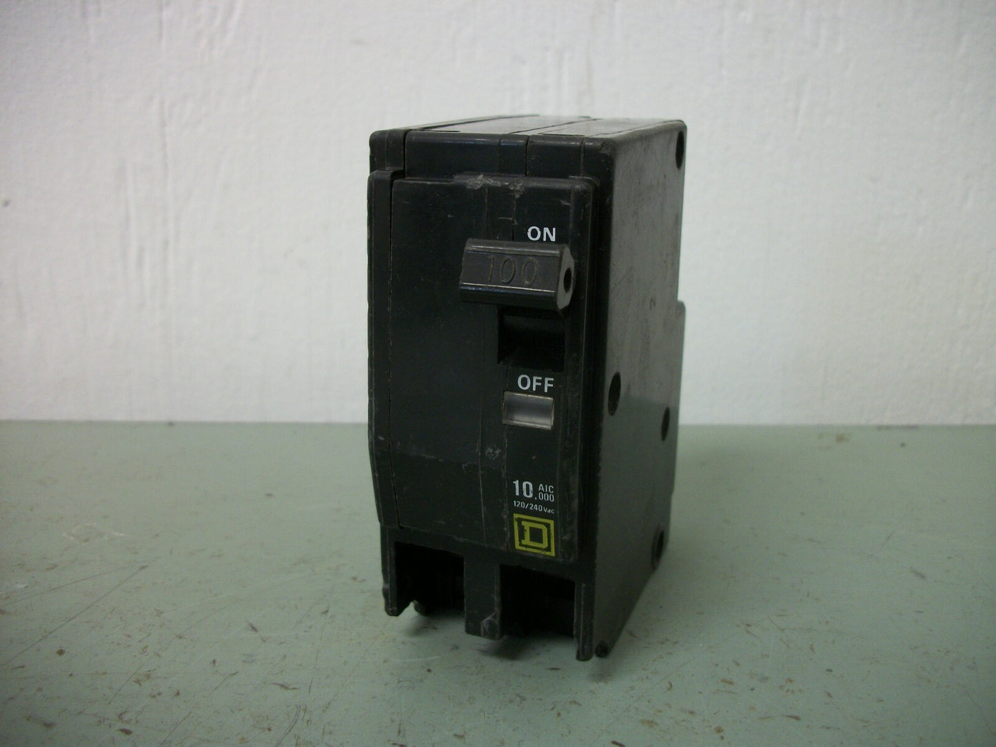 SQUARE D QO CIRCUIT BREAKER QO2100 100AMP 240VOLT 2POLE