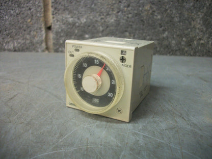 OMRON TIMER H3CR-A8 0-30SEC 240VOLT