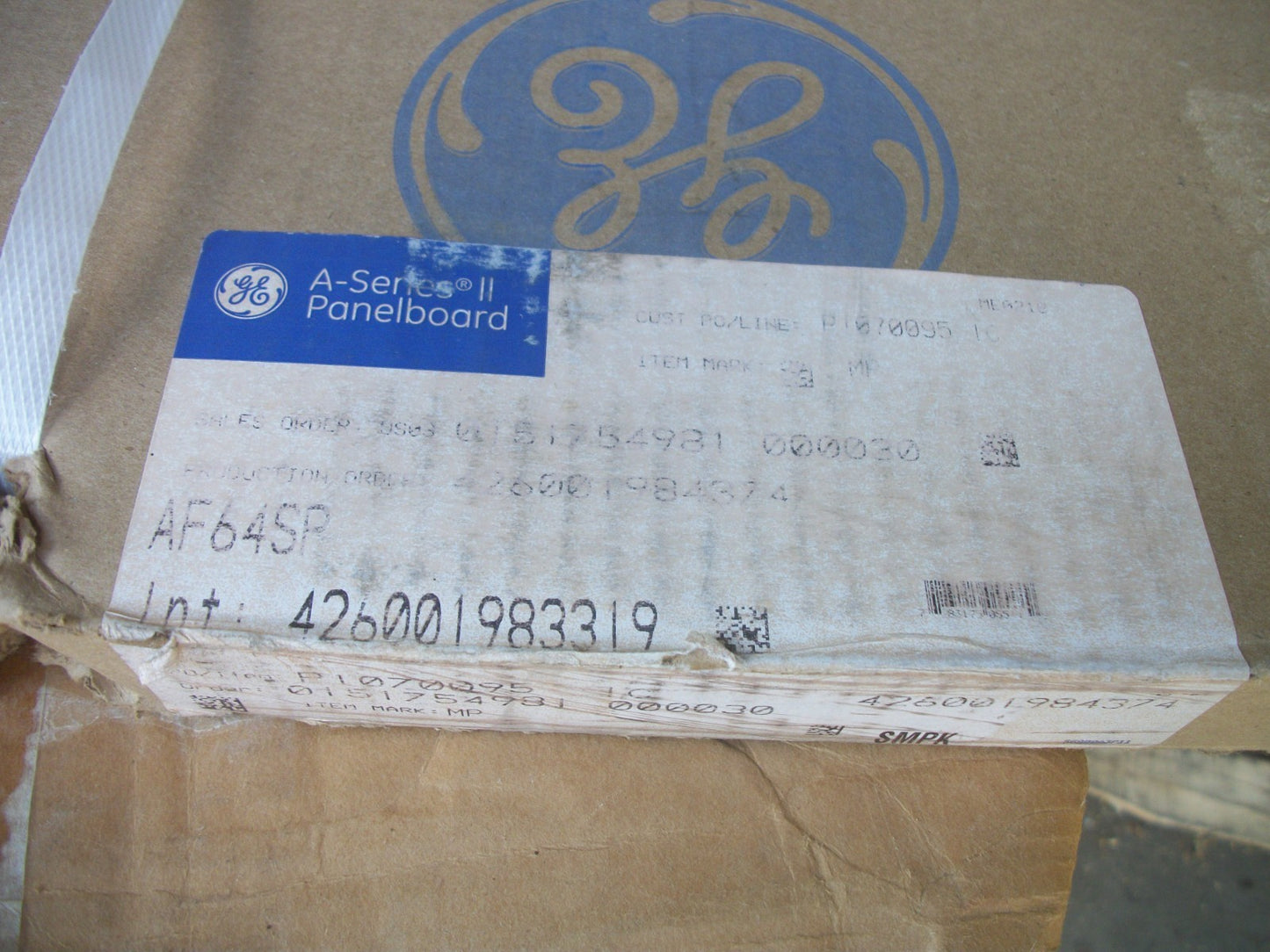 GE A-SERIES II 64.5 X 20 PANELBOARD SURFACE COVER DOOR AF64SP NIB