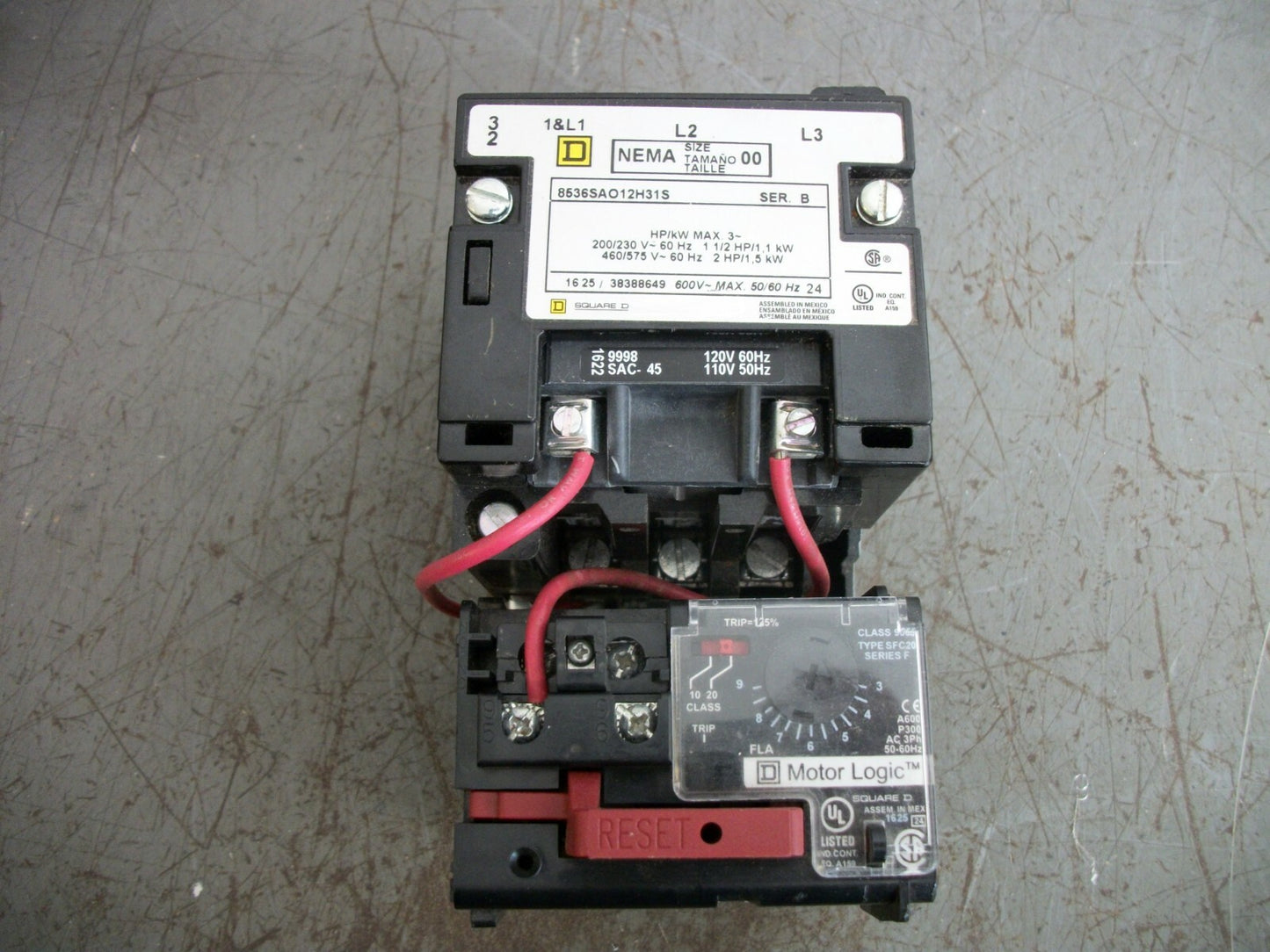 SQUARE D SIZE 00 MOTOR STARTER 8536SAO12H31S 120VCOIL 3PH 600V 2HP W/ML NOB