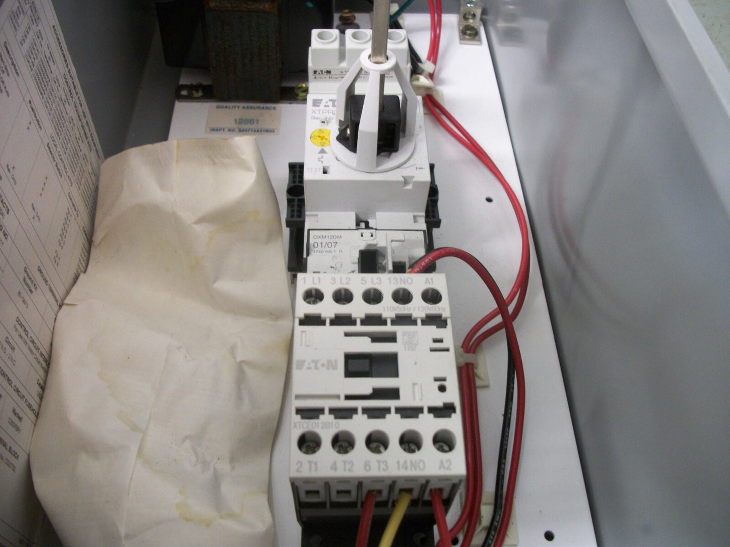 CUTLER-HAMMER ENCL CONTACTOR TYPE 12 XTCE012B10 120VCOIL 3PH 600V 10HP NOB