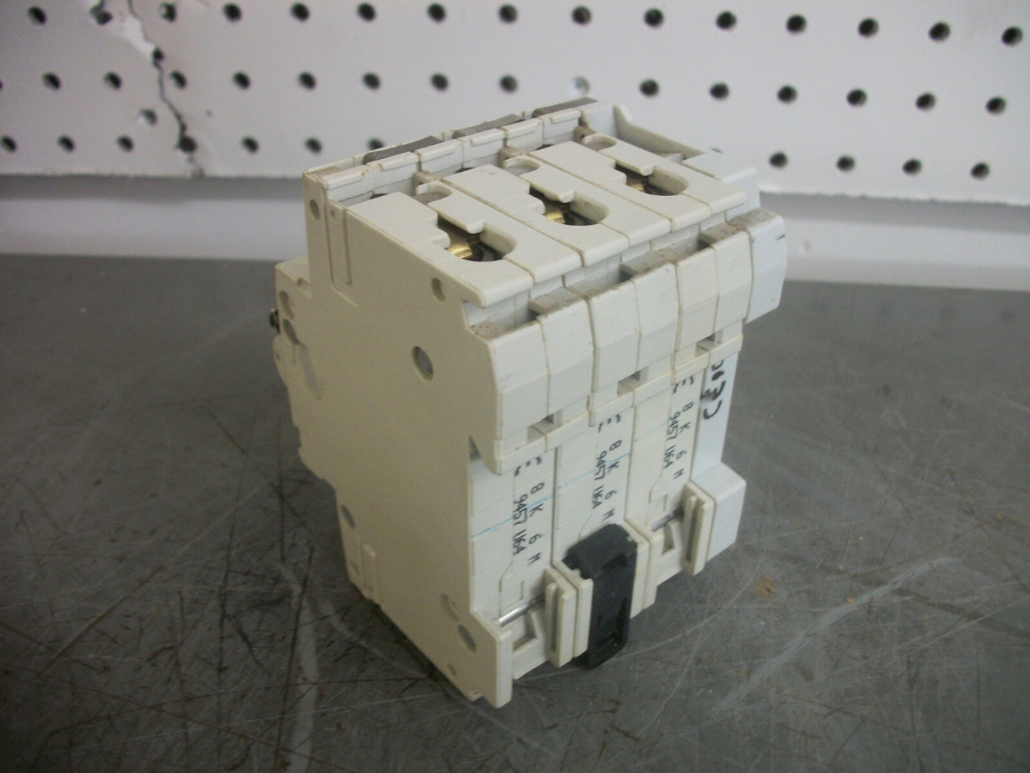 ABB MINI CIRCUIT BREAKER S283K6A 6AMP 480VOLT 3POLE