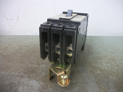 SQUARE D POWERPACT I-LINE FJA CIRCUIT BREAKER FJA34045 45AMP 480VOLT 3POLE