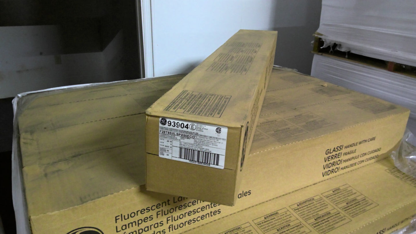 GE 93904 BOX OF 36 T8 FLUORESCENT LAMPS F28T8XLSPX50ECO 5000K 28W NIB