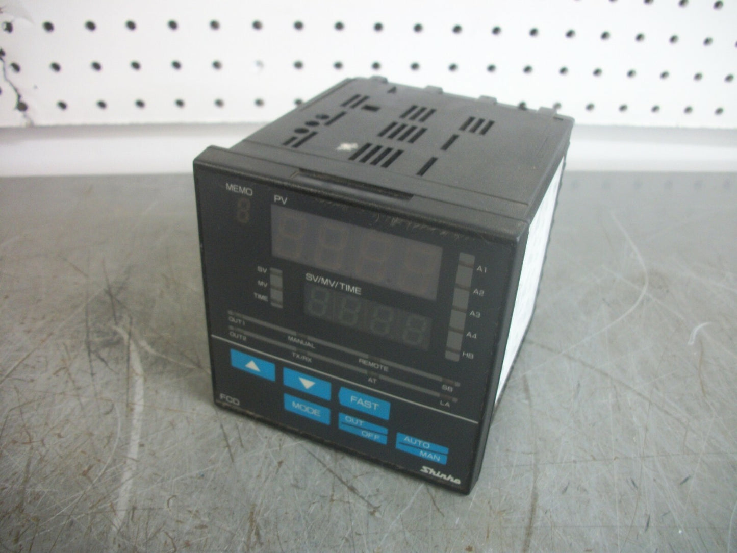 SHINKO FCD MULTI-RANGE TEMPERATURE CONTROLLER FCD-13A-A/M