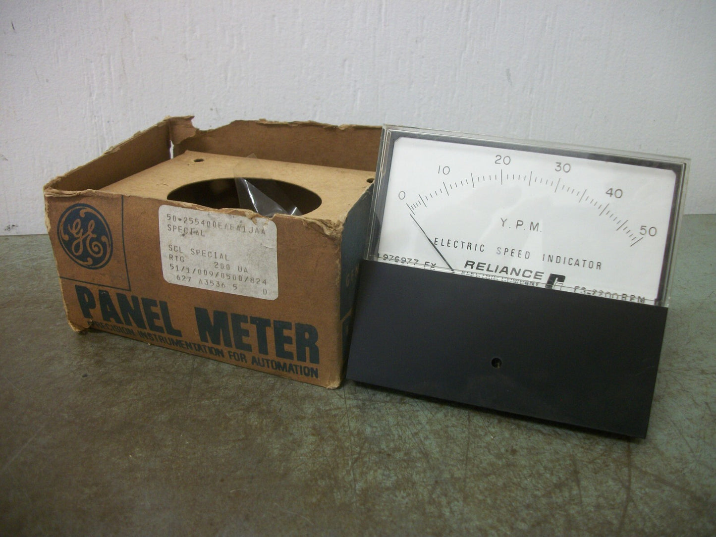 GE Y.P.M. ANALOG METER 50-255400EAEA1JAA 0-50RPM NIB