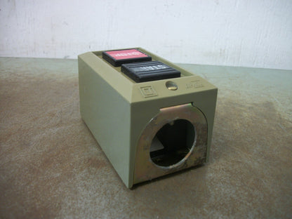 SQUARE D START-STOP MOMENTARY PUSHBUTTON STATION 9001BG201