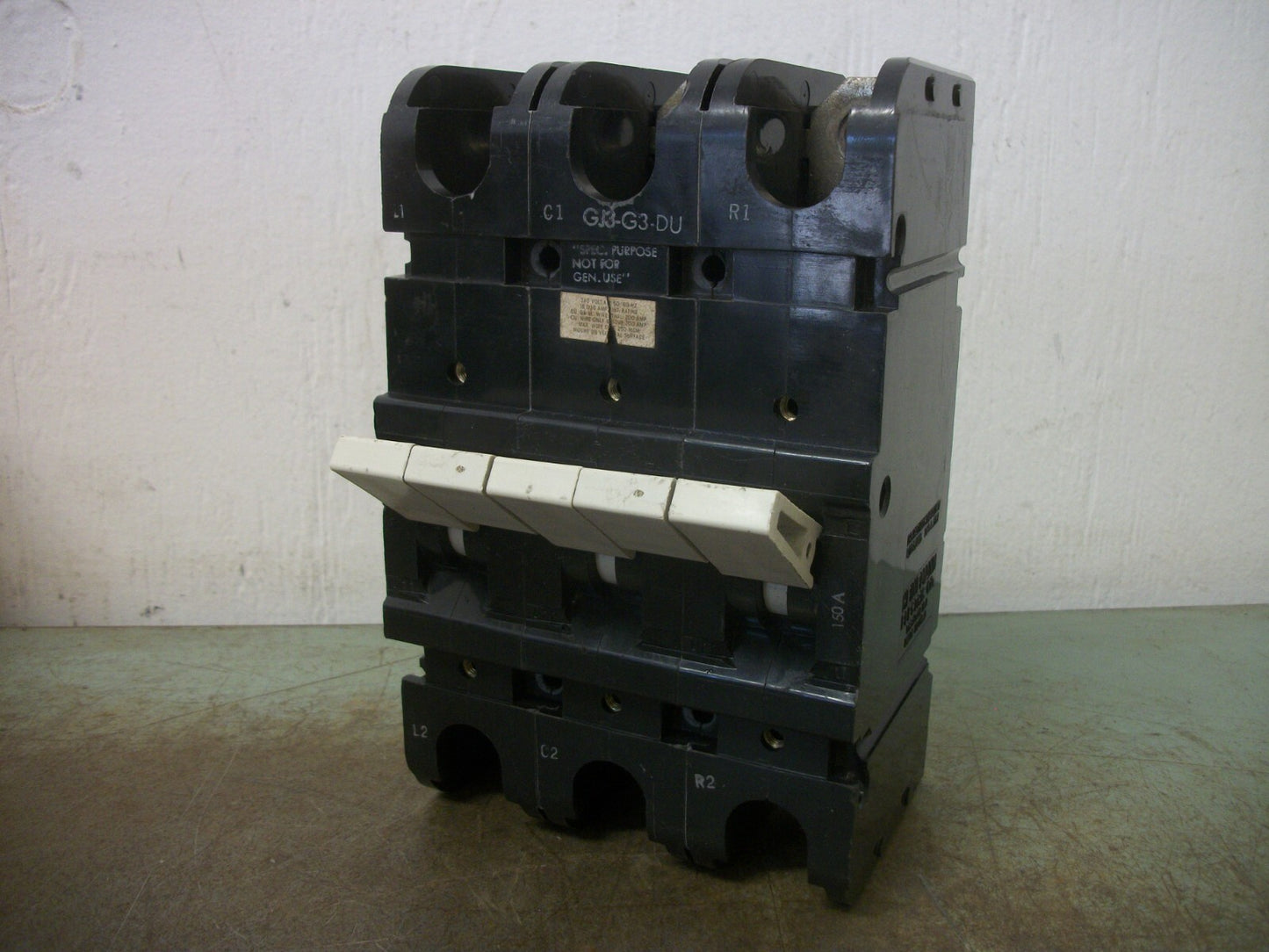 HEINEMANN CIRCUIT BREAKER GJ3-Z27-1 GJ3-G3-DU 150AMP 240VOLT 3POLE