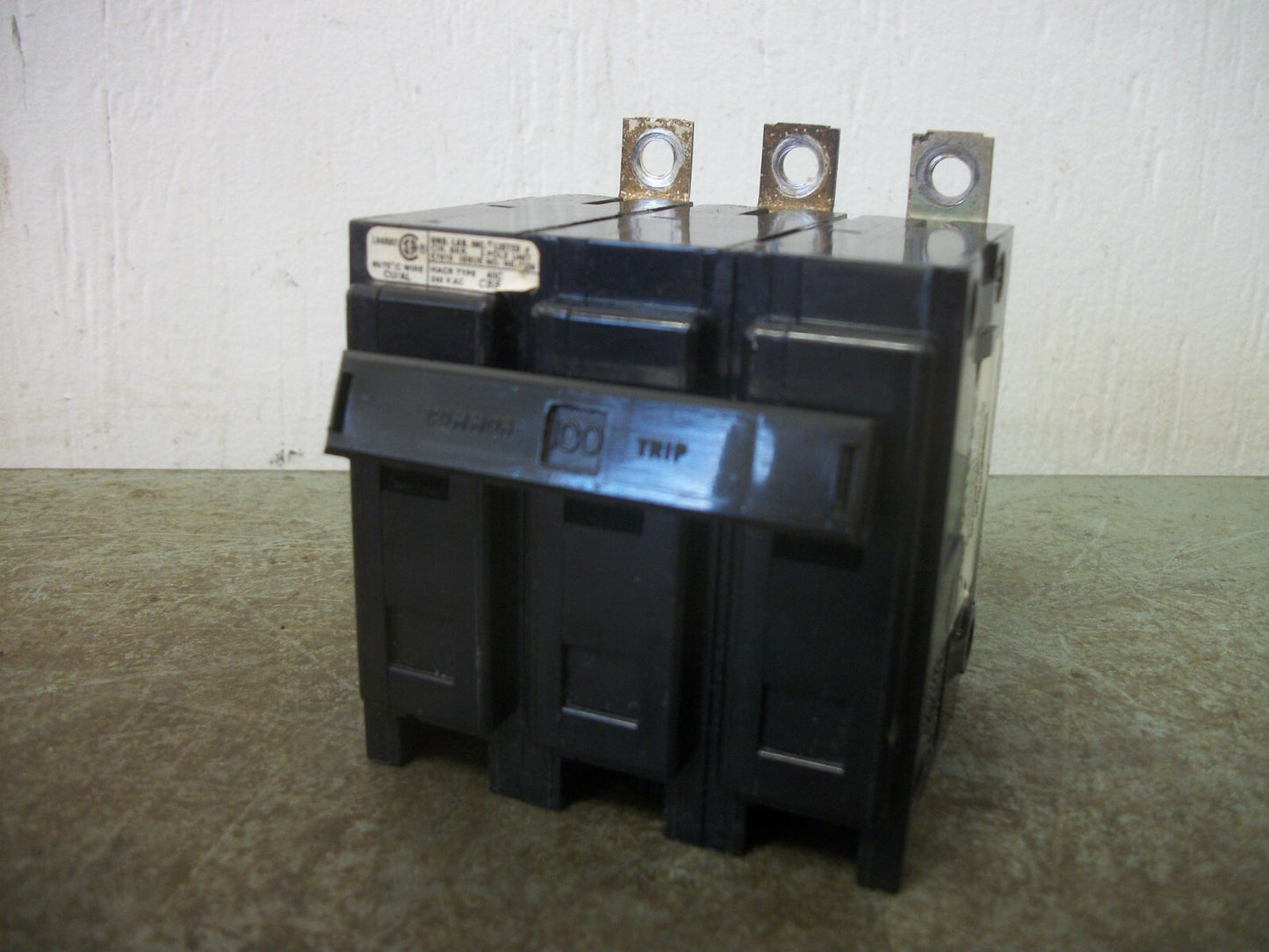 CHALLENGER CBB CIRCUIT BREAKER CBB3100H 100AMP 240VOLT 3POLE