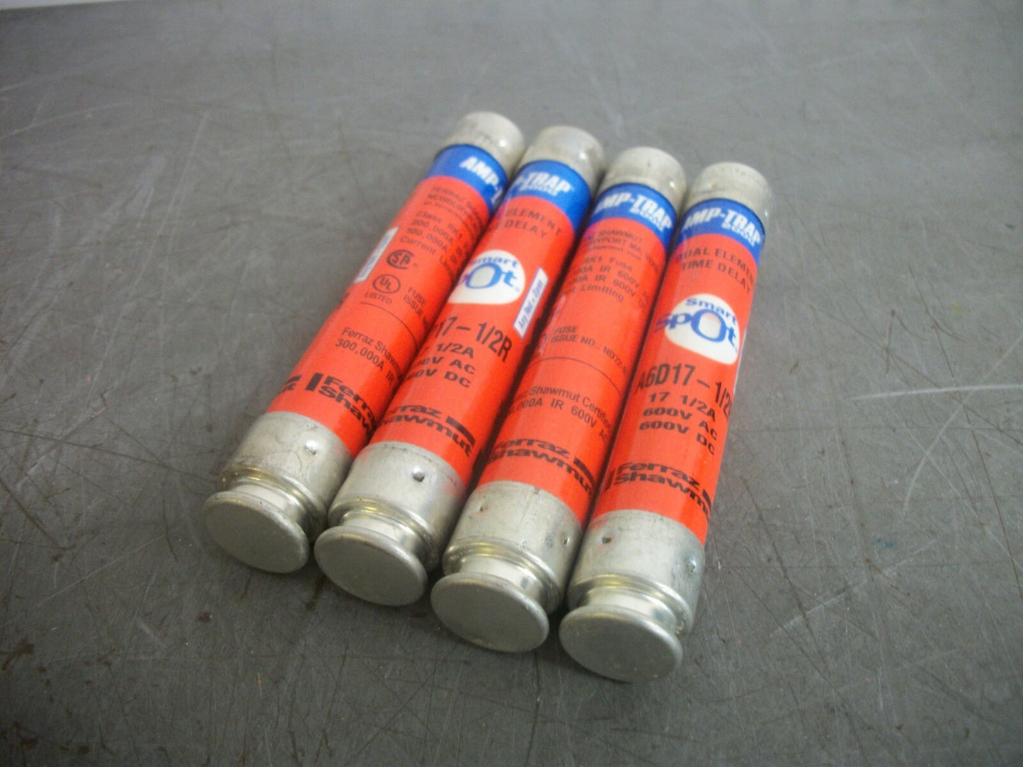 FERRAZ-SHAWMUT LOT OF 4 SMART SPOT FUSES A6D17-1/2R 17-1/2AMP 600VOLT NOB