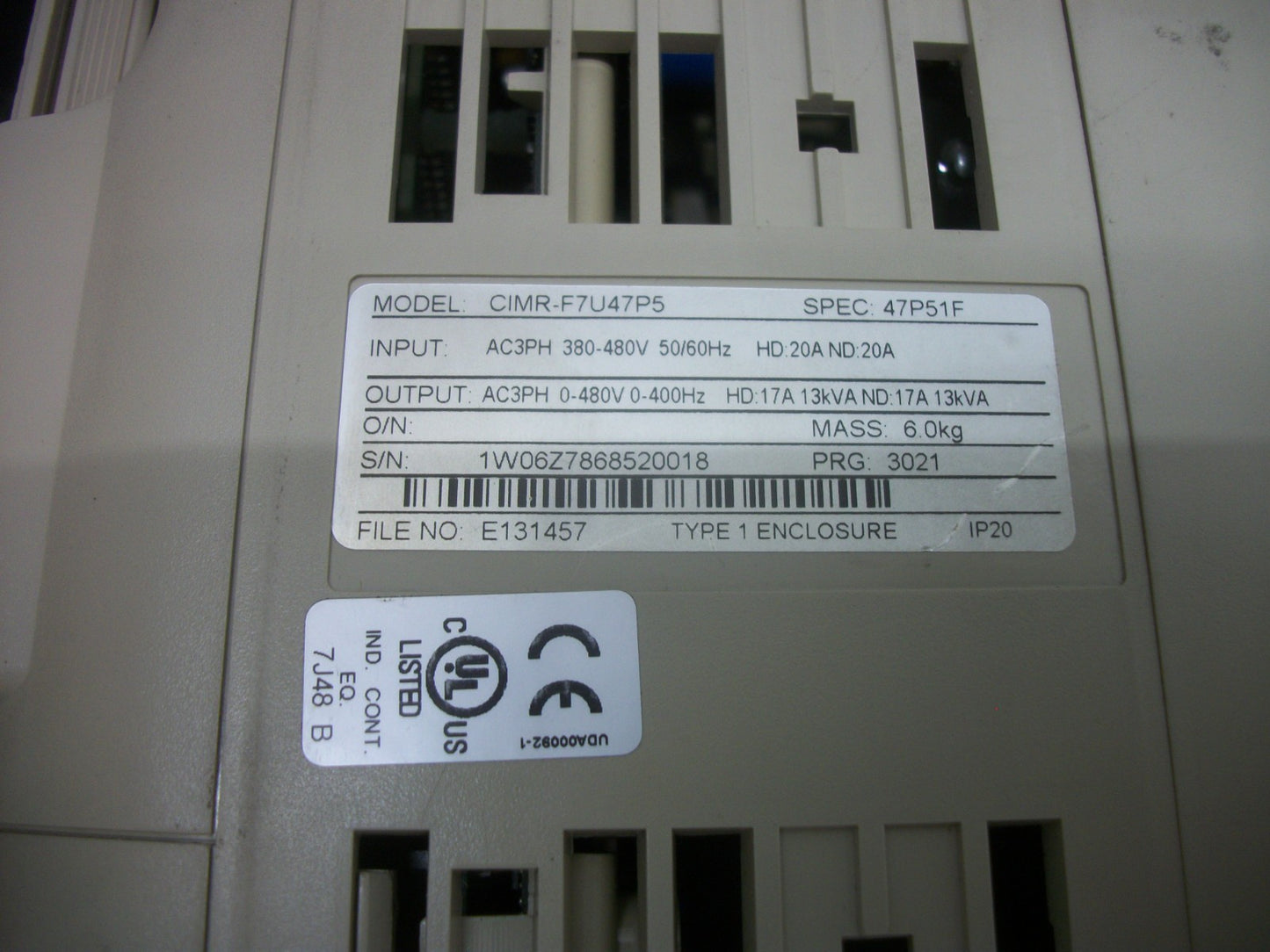 YASKAWA VARISPEED F7 VARIABLE FREQUENCY DRIVE CIMR-F7U47P5 480VOLT 3PH 17AMP